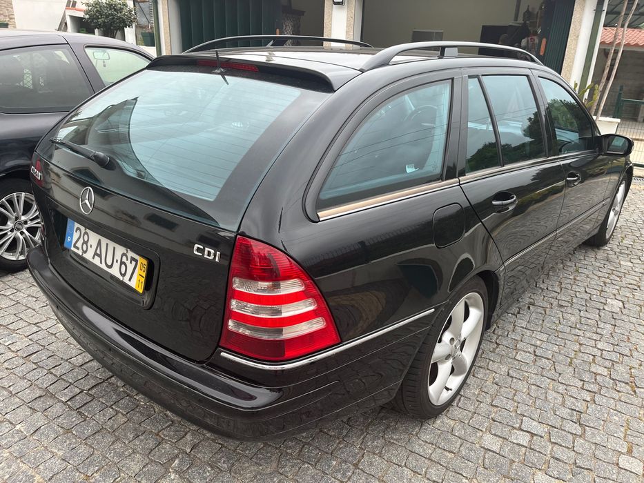 Mercedes-Benz C 220 CDI Elegance SW – Fiabilidade, Conforto e Classe