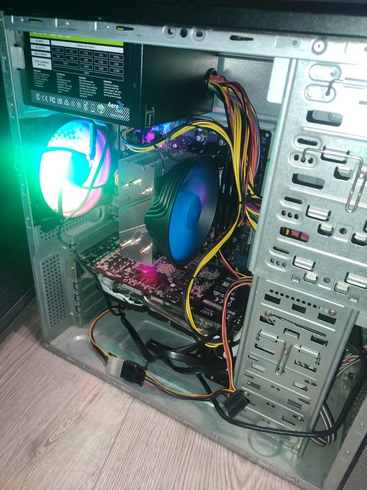 Компьютер (Ryzen 5 3600, rx 570 8gb ARMOR, Kingston DDR4 2x8