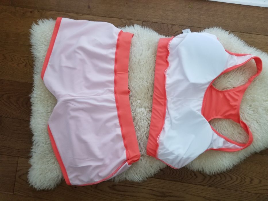 Strój z szortami r.40