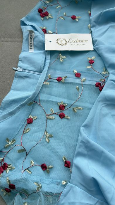 НОВА жіноча блакитна сукня весна літо 52-54 розмір, плаття з вишивкою