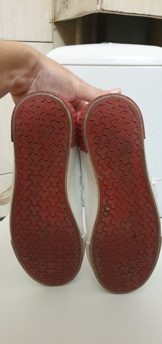 Продам макасины кеды