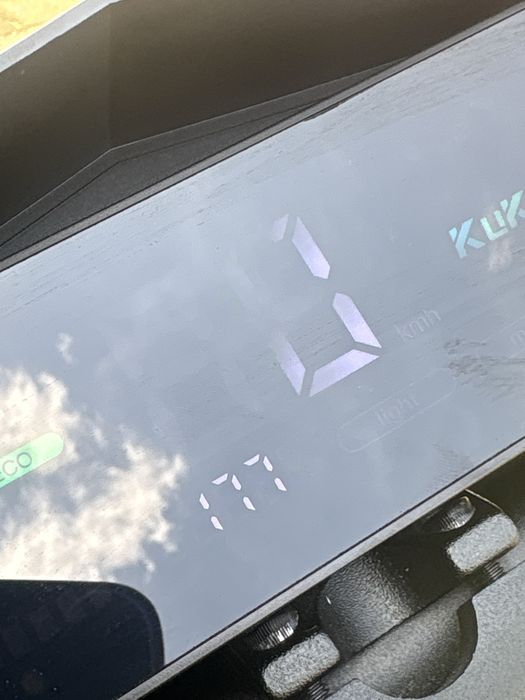 Електросамокат  Kugoo Kirin C3 (1200 Вт; 18 А/год; 52 В), чорний