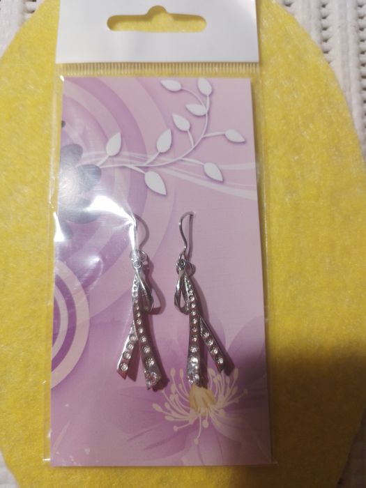 Серьги/сережки! Смотрите фото - 2 пары