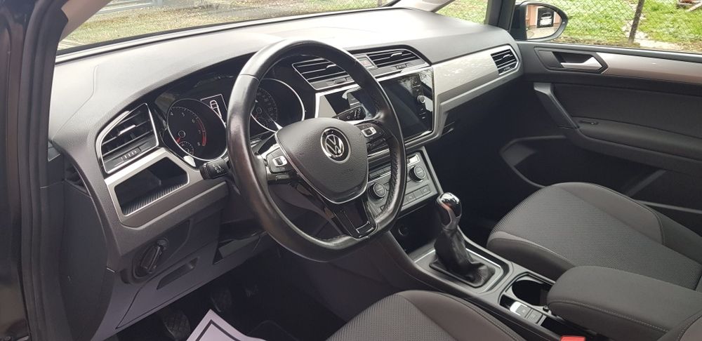 VW Touran 2020, 1,5 150KM 5.os fv vat