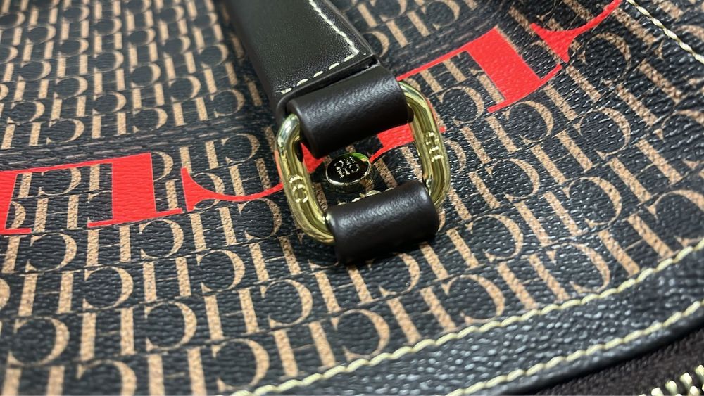 Mala Carolina Herrera - Nova