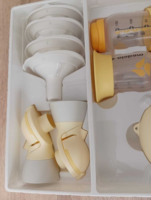 Extrator de leite elétrico duplo Swing - Medela