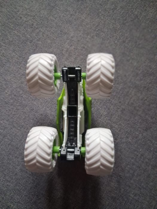 Monster track Hotwheels