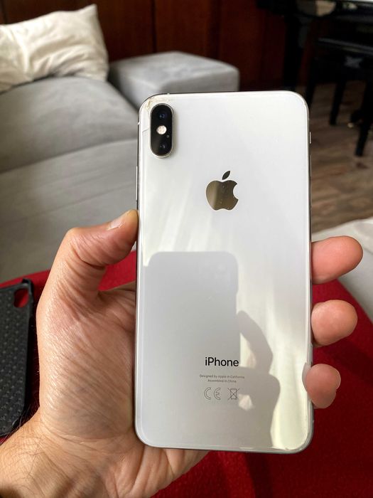 IPhone XS Max 512GB com capa pele VAJA