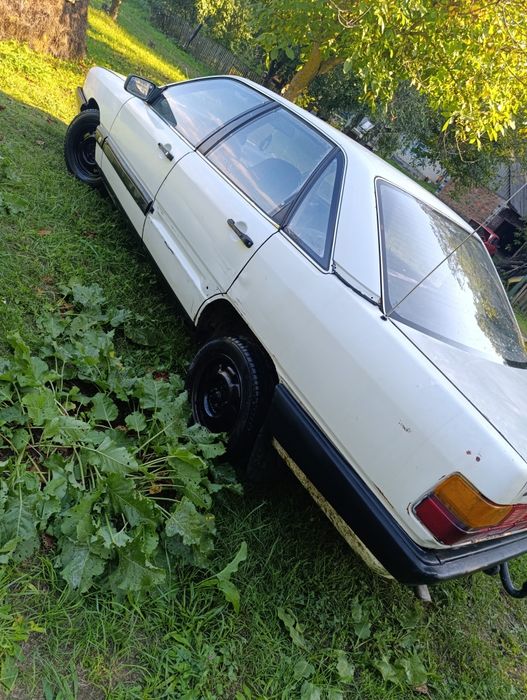 Продам Ауді 100 с3 сігара