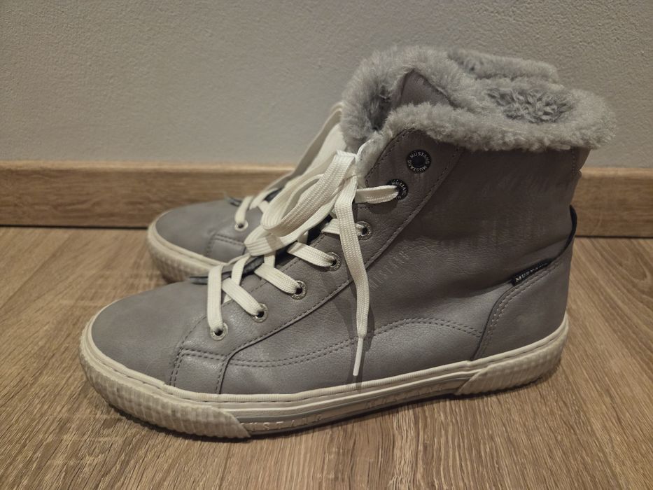 Buty zimowe Mustang 41