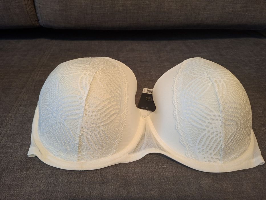 Biustonosz koronkowy