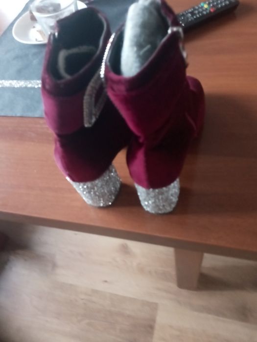 Botki bordo35 za kostke aksamit srebrne obcasy