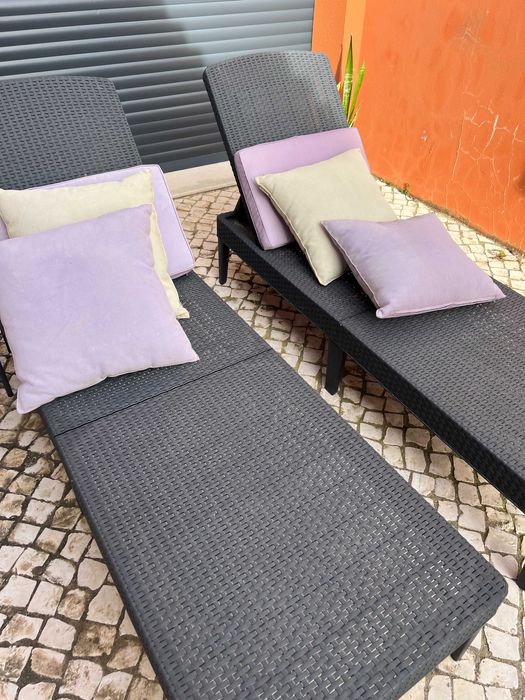 Conjunto de móveis de jardim