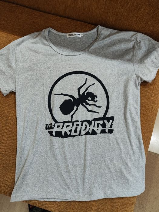 Футболка  жіноча(женская),з принтом Prodigy