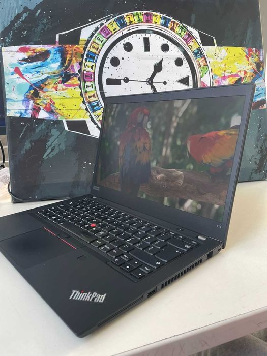Lenovo ThinkPad T14 i7 – ідеально для роботи та навчання є кількість