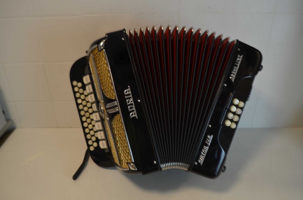 Concertina Adria 4 voz Do N 227