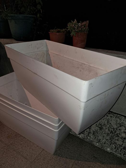 Floreira Capri XL de 100cm – 100cm x 45cm x 45cm (165 L