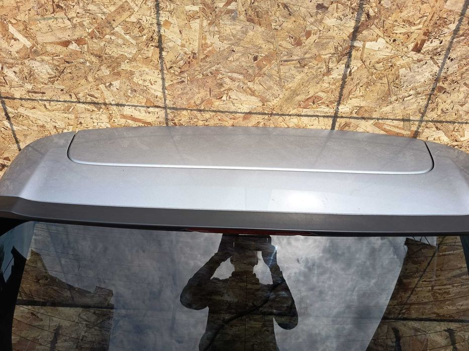 Subaru Outback 2015 - 2019 Klapa Tył KPL