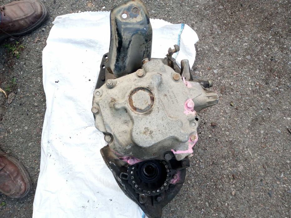 Продам коробку передач