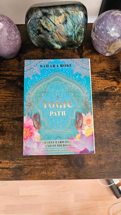 Karty Oracles | A Yogic Path – Sahara Rose / Danielle Noel (PO ANGIELSKU)