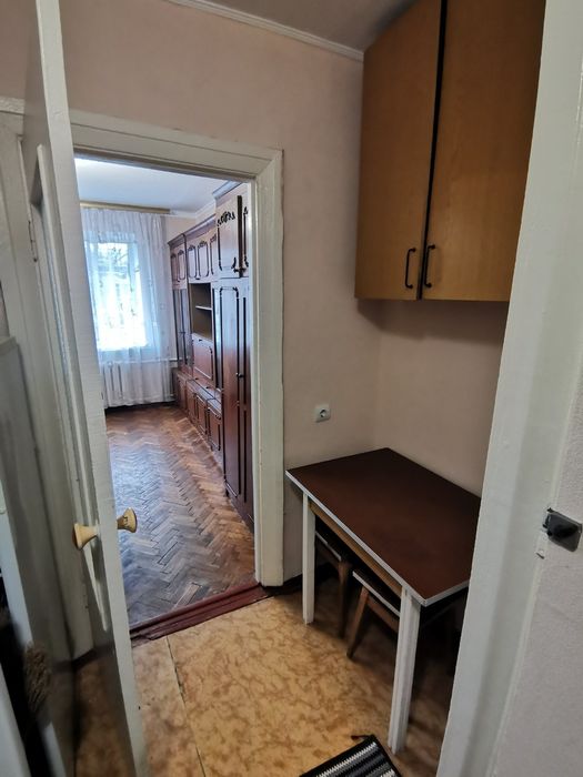 Здам міні квартирку на Теліги!метро Дорогожичі пішки!