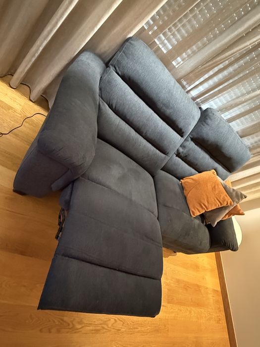 Sofá eletrico azul