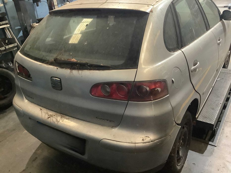 Seat Ibiza 6L 1.2i 64cv - 2005 - Para peças