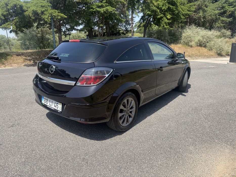 Opel astra  1.3 gtc de 2011. comercial