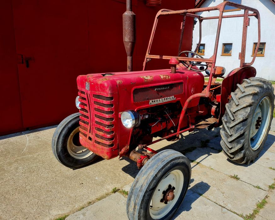 Mccormick b275 sprowadzony tur orginał ursus zetor