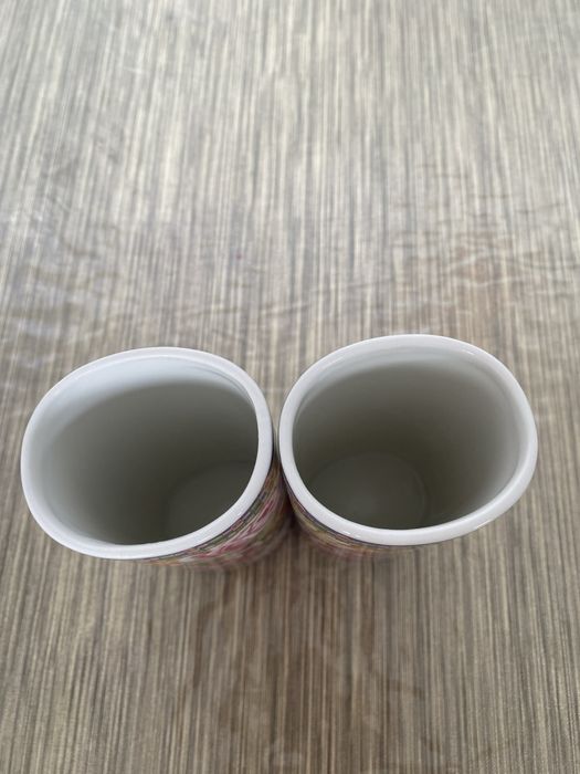 Par de vasos florais vintage asiáticos