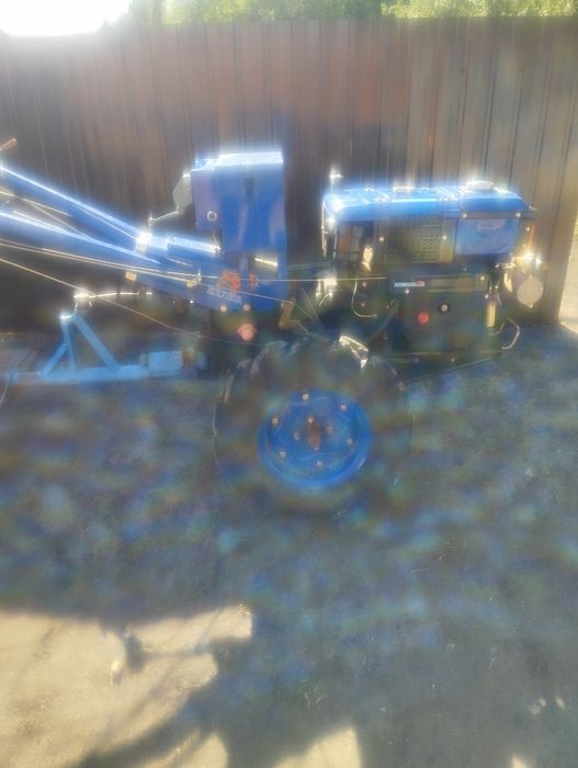 Мотоблок зубр,10лощад