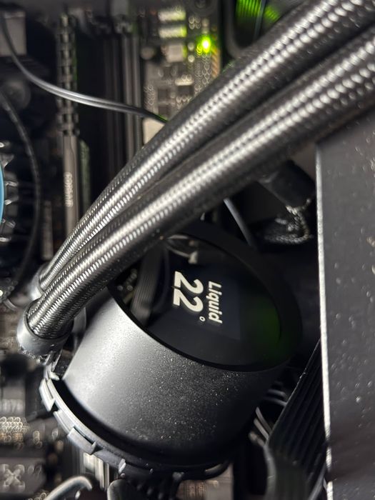 Система рідинного охолодження NZXT Kraken 240 (RL-KN240-B1)