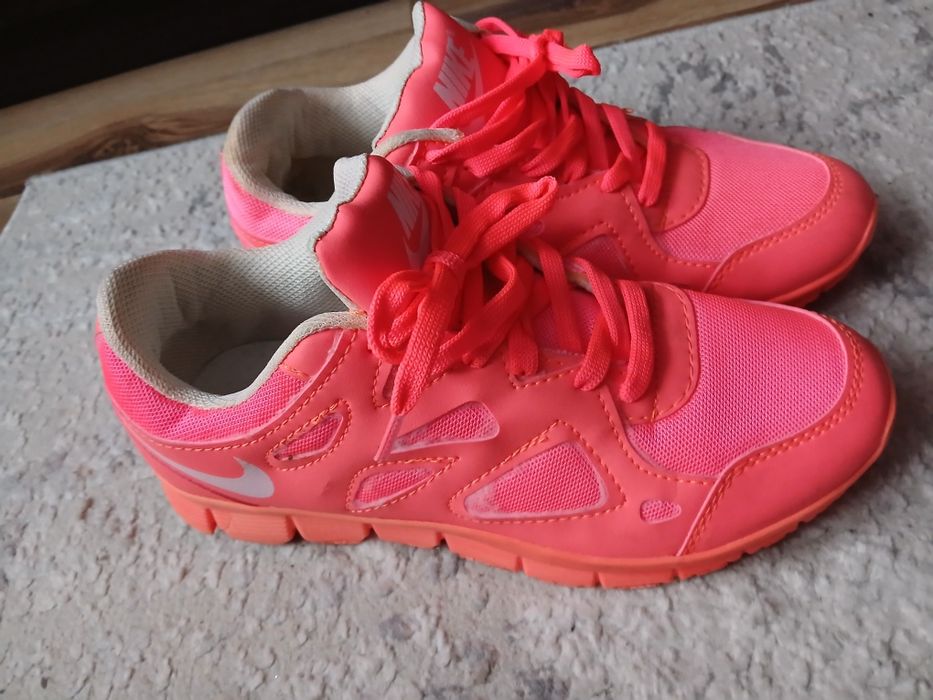 Nike Buty Oryginalne Sportowe r.38