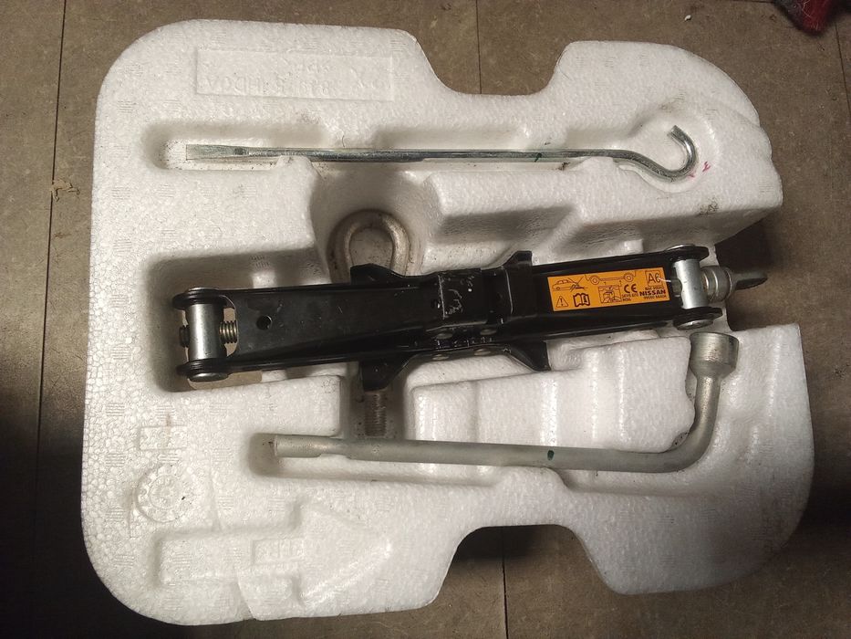 Zestaw naprawczy Lewarek Nissan Micra 2016 r  Komplet