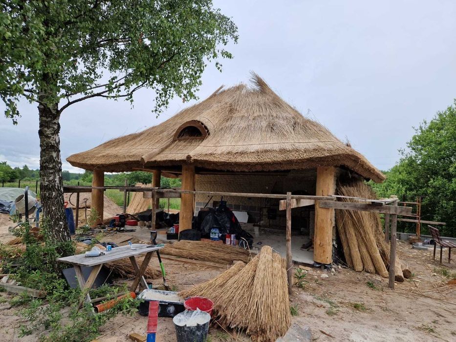 Renowacja dachów z trzciny. 20 lat doświadczenia. Cała Polska.