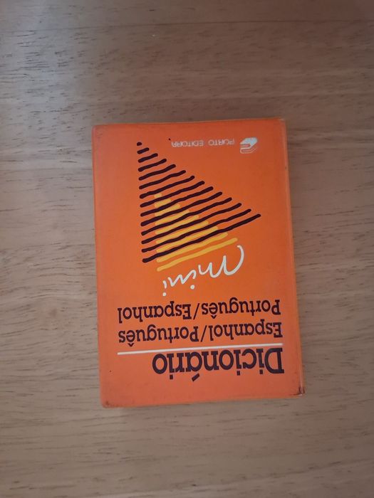 Dicionário de bolso Português Espanhol