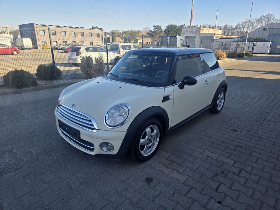 Mini Cooper 1.6 Diesel Automat Klima Alufelgi Panorama Dach