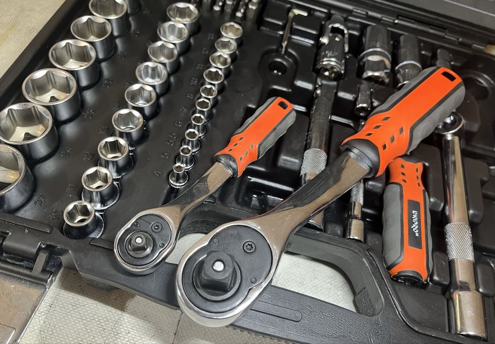 Набір інструментів Dnipro-M ULTRA 73 | 73 предметів