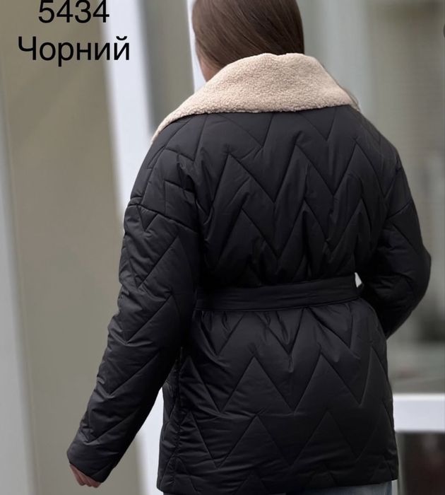 Жіноча курточка демісезон розмір 48-50