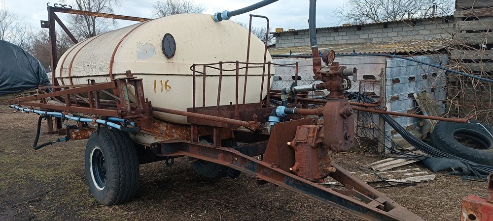 Продам бочку під оприскувач або для підвозу води