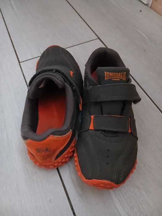 Дитячі кросівки , 2 пари оригінал