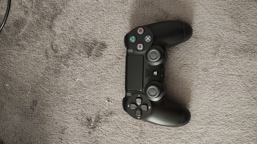 PS4 IMPECÁVEL + Caixa Original + Jogos + Suportes de Arrefecimento
