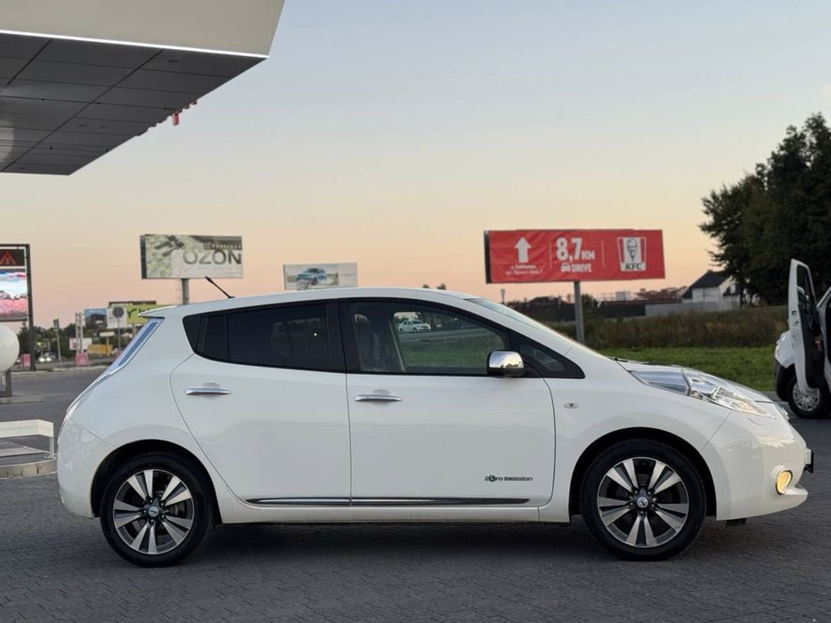 Nissan Leaf 2014 VIN SJNFAAZE0U6008840 фото оголошення 13 з 24
