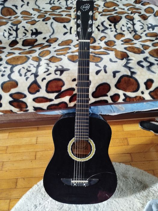 Продам гетару бу