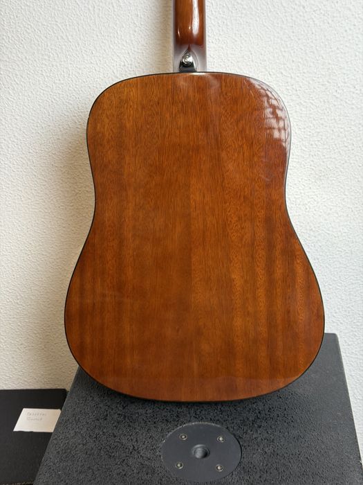Guitarra ibanez v50njp-nt