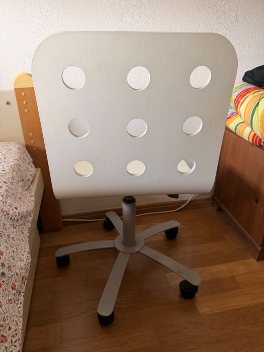 Cadeira com rodas ikea
