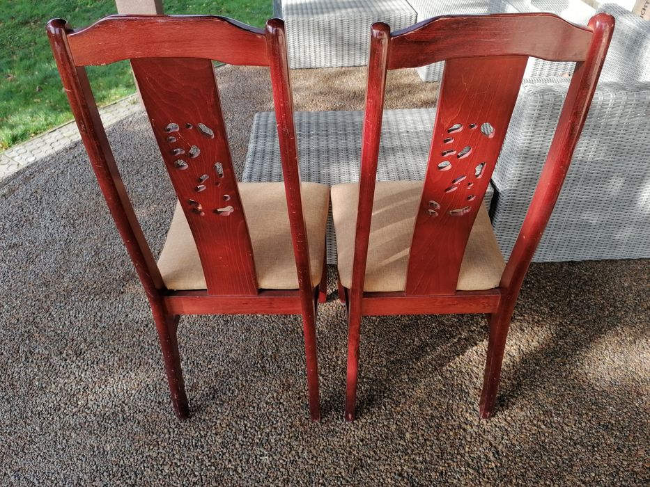 Krzesła pełne drewno