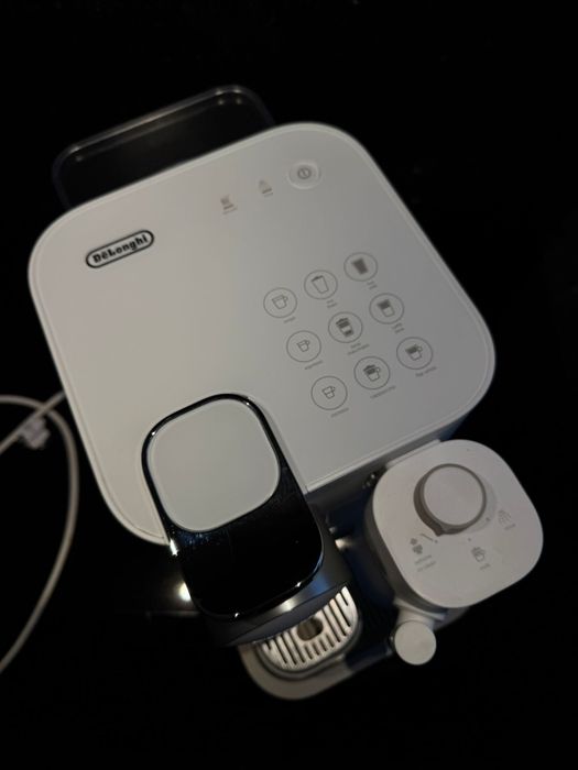 Maquina Nespresso DeLonghi Gran Lattissima