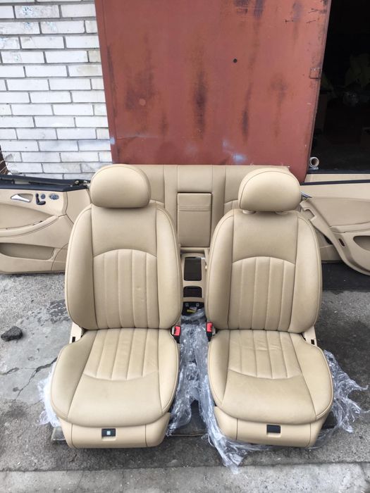 Двери крышка Мерседес CLS 219