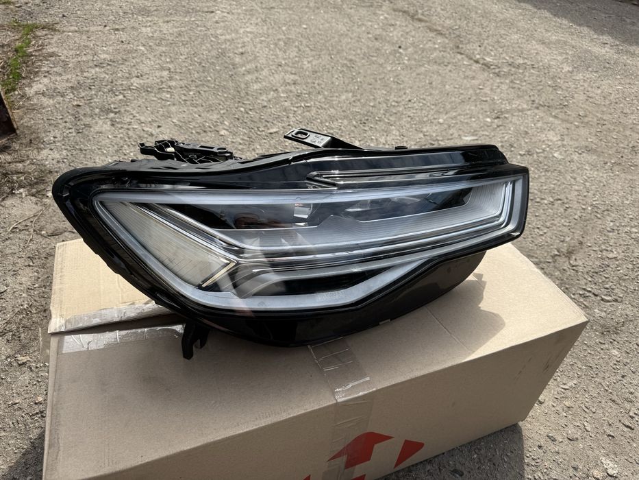 Правая фара Audi A6 C7 2014-2017